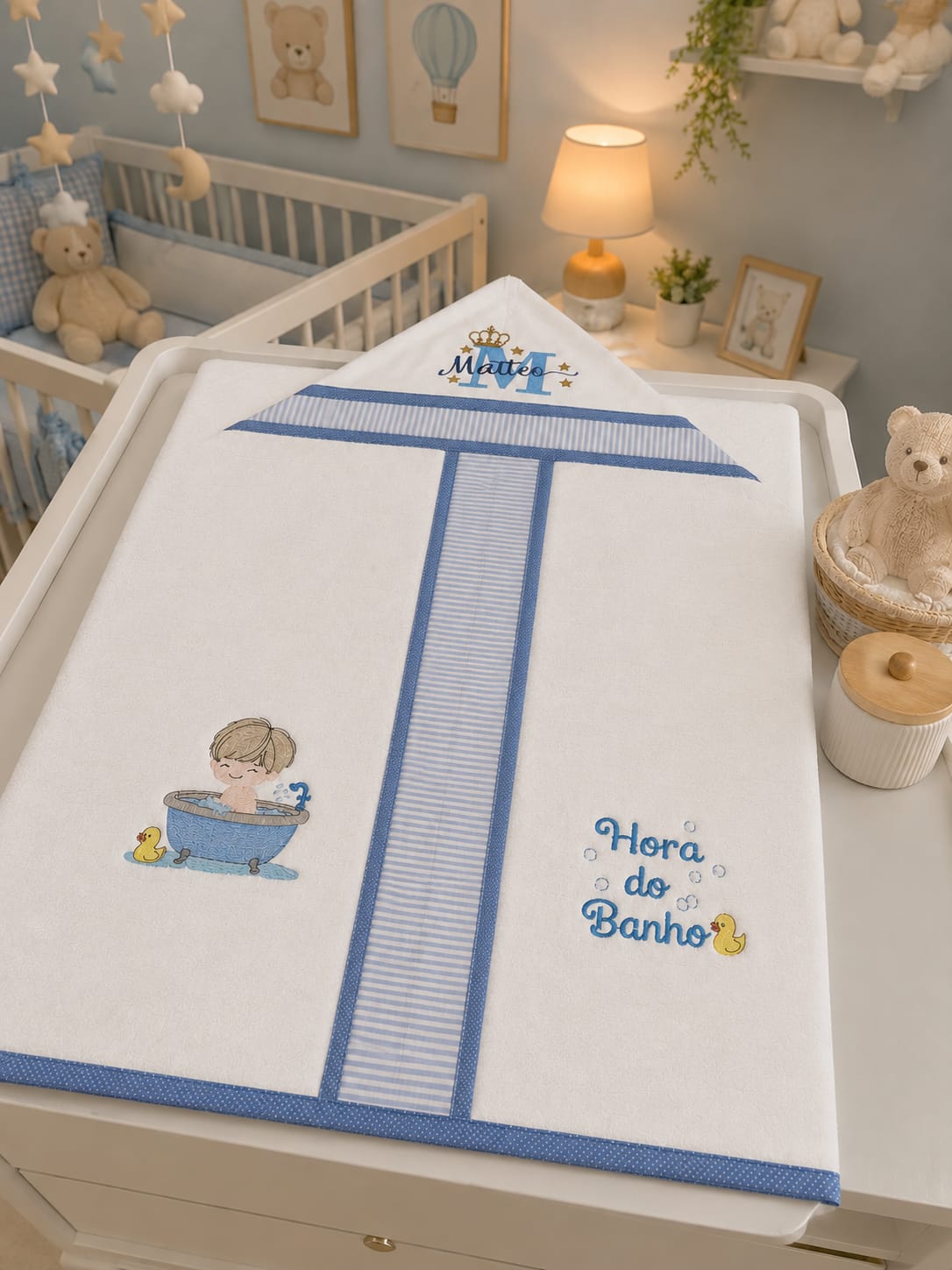 Toalha de banho personalizada forrada com fralda Mimos e Afetos